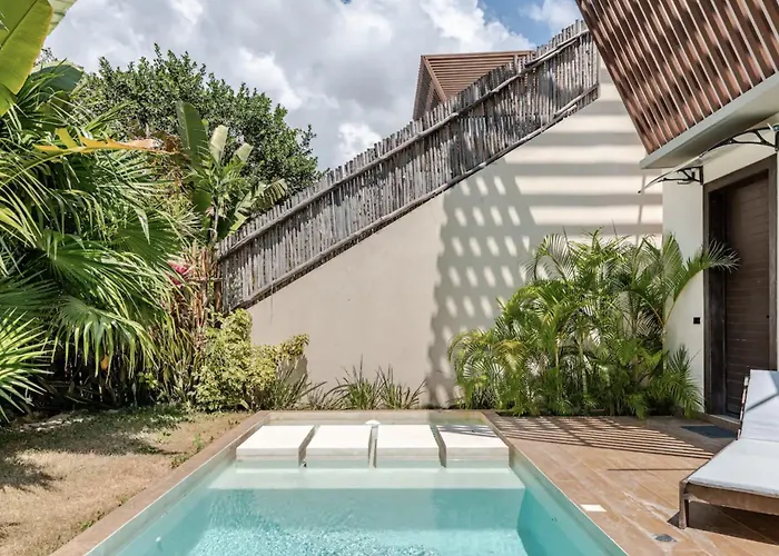 Villa Enchanting 4br Villaδ Pool& Rooftopδprime Location *