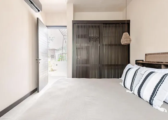 Enchanting 4br Villaδ Pool& Rooftopδprime Location *