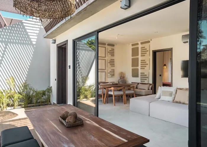 Enchanting 4br Villaδ Pool& Rooftopδprime Location Villa