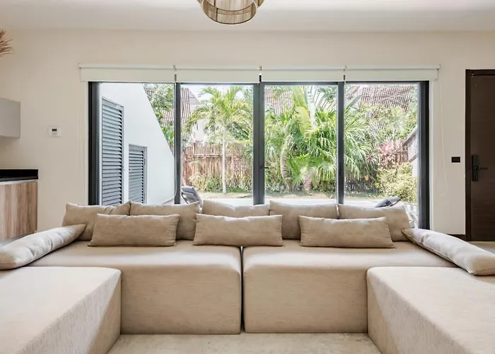 Enchanting 4br Villaδ Pool& Rooftopδprime Location Villa