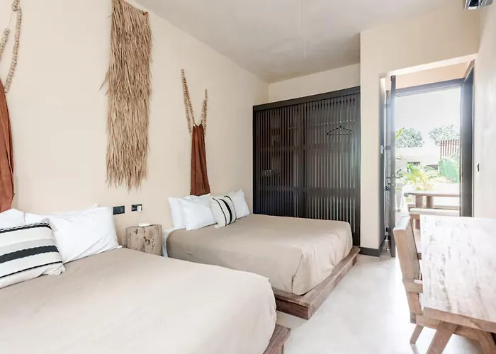 Villa Enchanting 4br Villaδ Pool& Rooftopδprime Location *