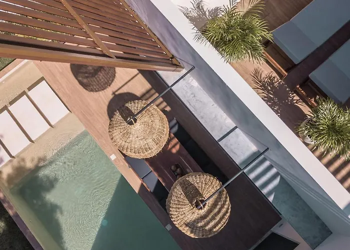 Enchanting 4br Villaδ Pool& Rooftopδprime Location Villa *
